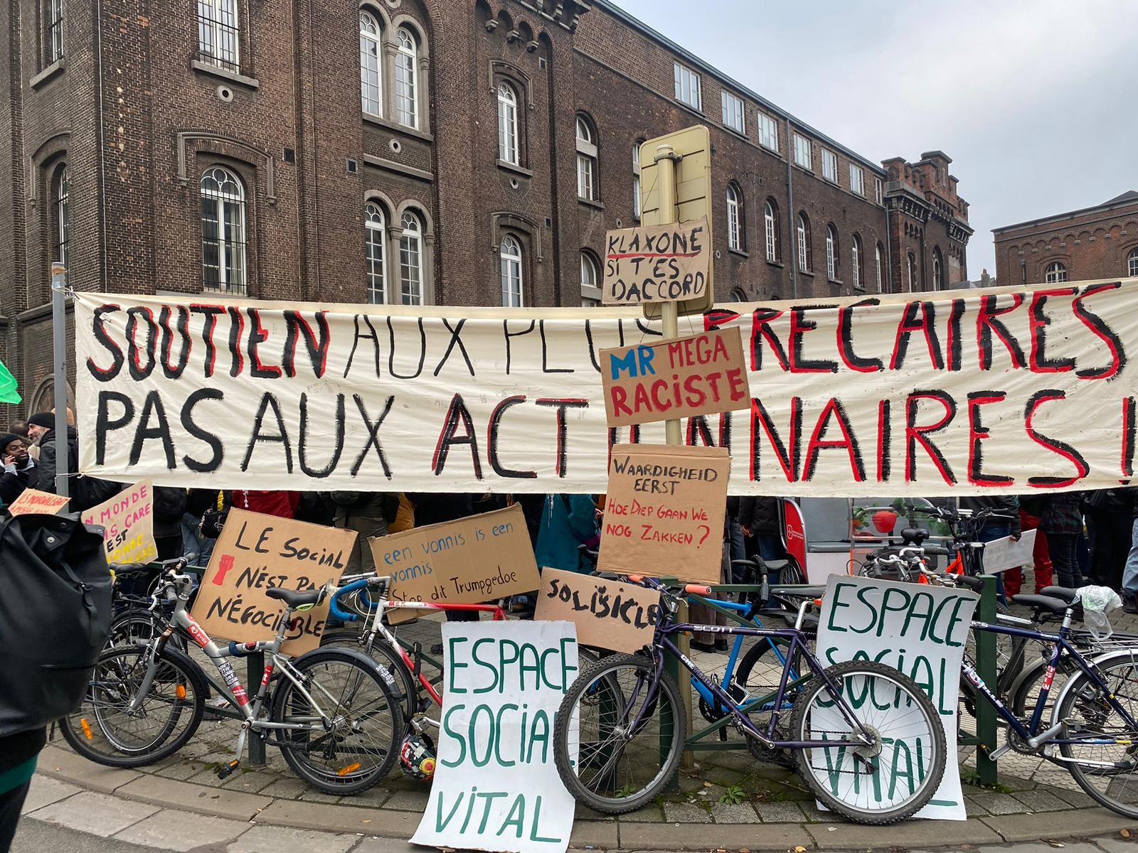 Rejoignez-nous devant le parlement bruxellois ce 23 janvier !